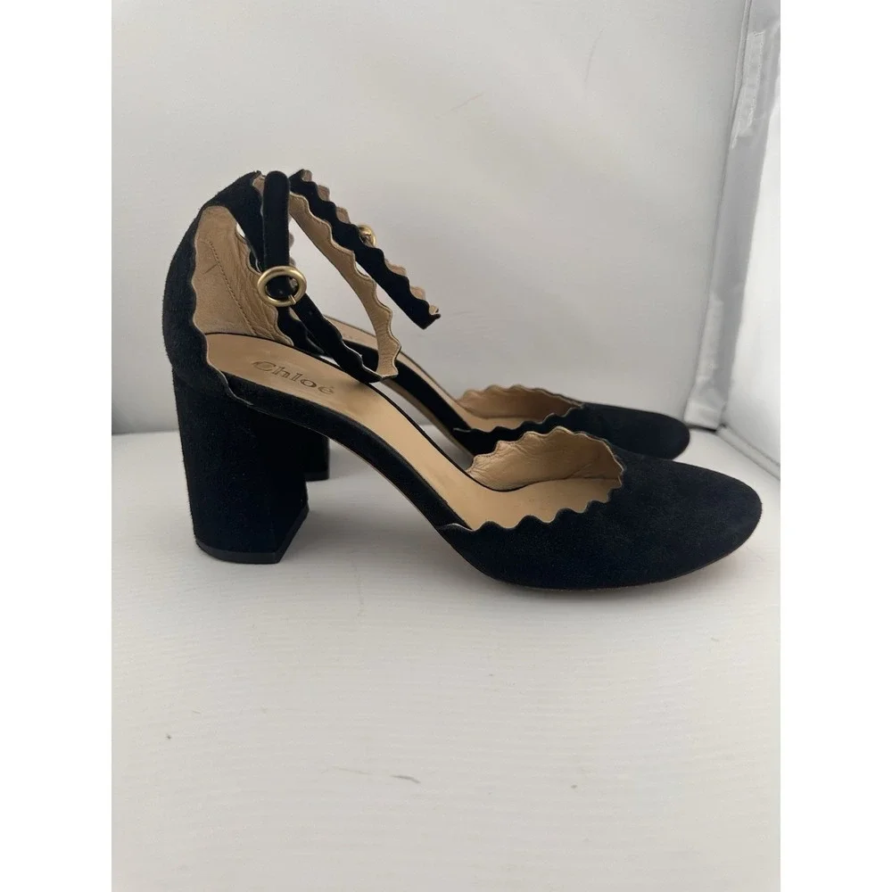 Chloe Black Suede Scalloped Ankle Strap Block Heels 35.5 Ballet Classic US 5.5‎